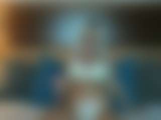 Live cam show with EmilyEclair - Living Room on fuklive.com