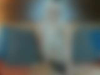 Live cam show with EmilyEclair - Blonde Hair on justonemore.cc