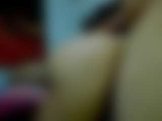 Live cam show with karollovestar - Big Tits on Fling VIP Chat