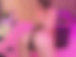 Live cam show with Kimberlly - Tease Blonde Hair on Milfs Live