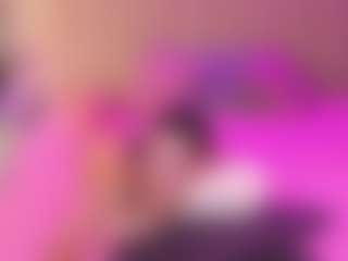 Live cam show with Kimberlly - Public on dropp.cam