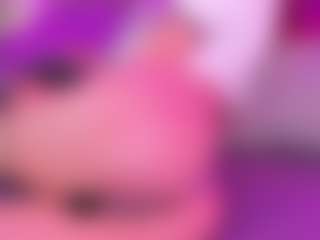 Live cam show with Kimberlly - Public on Livezox