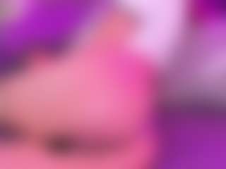 Live cam show with Kimberlly - Blonde Hair Teen (18+) on AdultVida.com