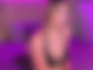 Live cam show with Kimberlly - Tittyfuck on TeamSkeetLive