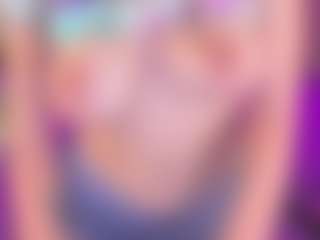 Live cam show with Kimberlly - Full Nudity on AdultVida.com