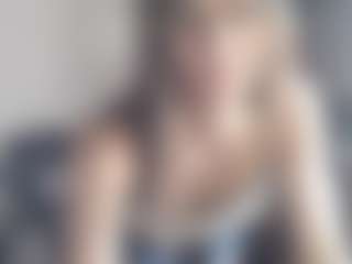MegiDesire's Live Sex Cam Show