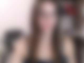 Live cam show with MegiDesire - Camel Toe on SpunkLive