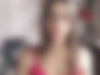 Spettacolo in cam dal vivo con MegiDesire - Role Play MILF su Camsoda