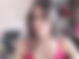 Show live cam dengan MegiDesire - Role Play di Camsoda