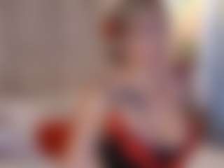 sammyxmami MILF webcam performer live streaming