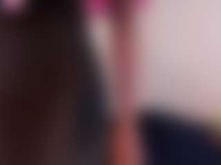 Live cam show with SARAA-COLLIINS - Ebony on Fling VIP Chat | colombia