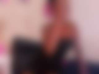 Live cam show with SARAA-COLLIINS - Ebony on MyBangCams