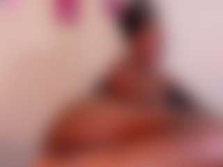 Live cam show with SARAA-COLLIINS - Twerk on sexylivex.com