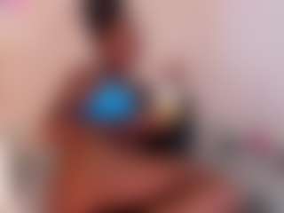 Live cam show with SARAA-COLLIINS - Thick on mypornchat.com