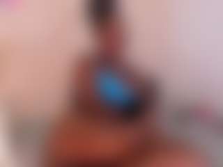 Live cam show with SARAA-COLLIINS - Spanking on Pornisteam.com
