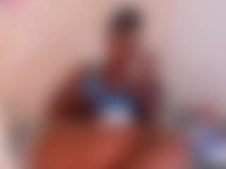 Live cam show with SARAA-COLLIINS - Lactating on boobsie.com