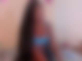 Live cam show with SARAA-COLLIINS - Cowgirl on friskycurves.com