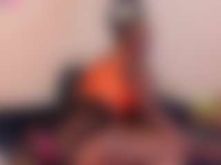 SARAA-COLLIINS's Live Sex Cam Show