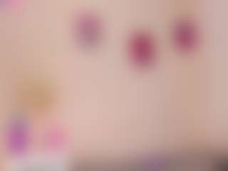 Live cam show with SARAA-COLLIINS - Squirt on CamClone