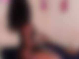 Live cam show with SARAA-COLLIINS - Shower on AdultVida.com