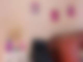 SARAA-COLLIINS's Live Sex Cam Show