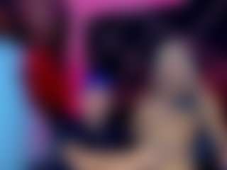 Live cam show with SashaLestronge - Cumshot on Fling VIP Chat