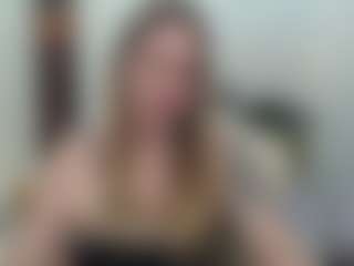 Live cam show with TessaDaybreak - Yoga MILF on xplaylive.com