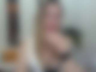 Live cam show with TessaDaybreak - Green Eyes on CamClone