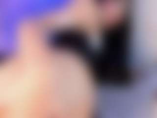 Angeles-Bust's Live Sex Cam Show