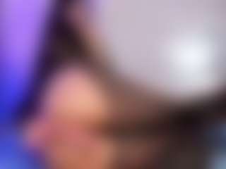 Angeles-Bust's Live Sex Cam Show