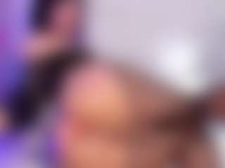 Angeles-Bust's Live Sex Cam Show