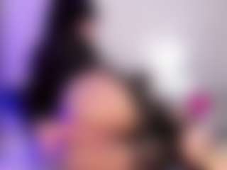 Angeles-Bust's Live Sex Cam Show