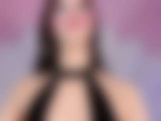 Angeles-Bust's Live Sex Cam Show