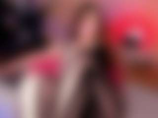 Live cam show with SabrinaWalker - Horny on live18s.com