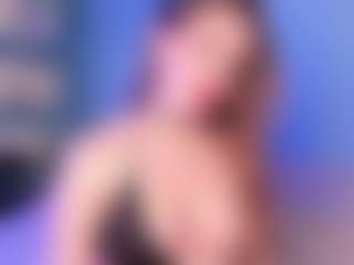 Live cam show with SabrinaWalker - Average on Mixed Magazine Live