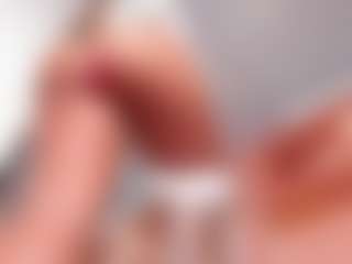 Live cam show with SofiaBennett - Dildo on Strip Flash - Live Sex Shows