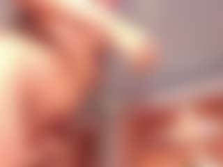 Live cam show with SofiaBennett - Blonde Hair Small Tits on madthumbs
