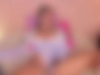 Live cam show with SofiaBennett - BBW on Camsoda