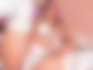 Live cam show with SofiaBennett - Drinking on Camsoda