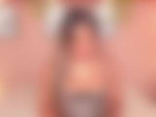 Live cam show with SofiaBennett - Fingers on Milfs Live