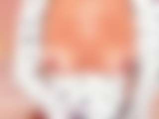 Live cam show with SofiaBennett - Deepthroat on Mixed Magazine Live