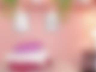 Live cam show with SofiaBennett - Blonde Hair on Gym Cam Girls