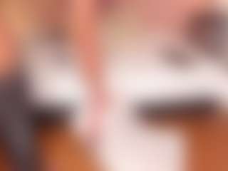 Live cam show with SofiaBennett - BBW on Strip Flash - Live Sex Shows