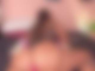 Live cam show with SofiaBennett - Bikini on xxxlivecams.org