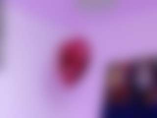 Live cam show with Eimy - Brown Eyes Asian on Stripli.com