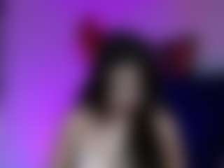 Live cam show with Eimy - Asian Petite on chickslive.net