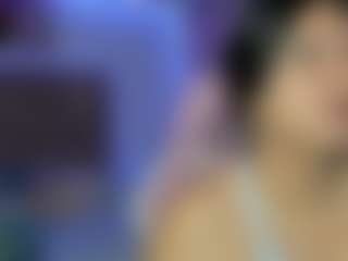 Live cam show with Cristal-Smith02 - Smoking on Camsoda