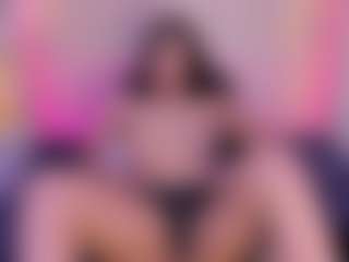 Live cam show with HannyK - Ass Bouncing on SquirtSoMuch