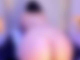 Live cam show with HannyK - Fingers on Camsoda
