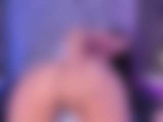 Live cam show with HannyK - Dirty Talk on Camsoda
